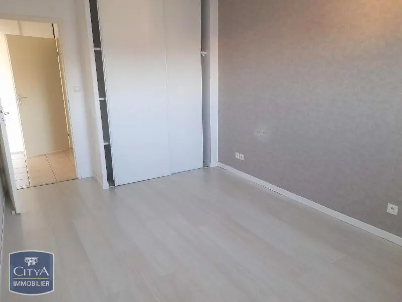 Photo 2 Appartement 2 pièces 47.77m²