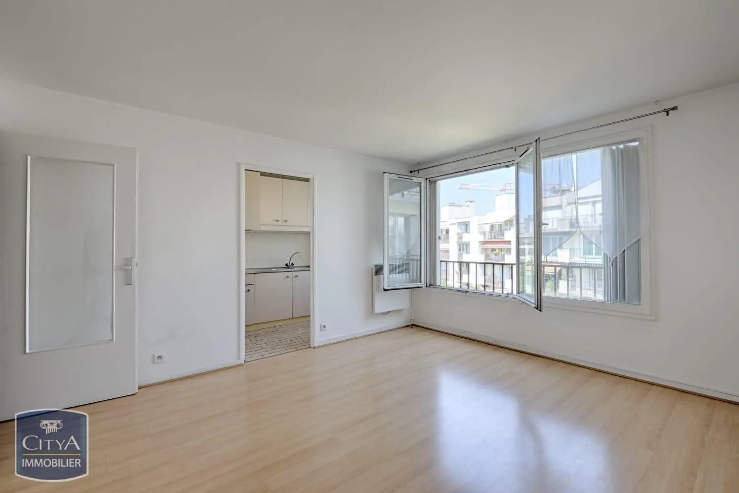 Photo 3 Appartement 1 pièce 33.33m²