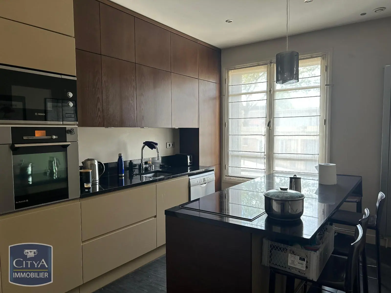 Photo 1 Appartement 5 pièces 158m²