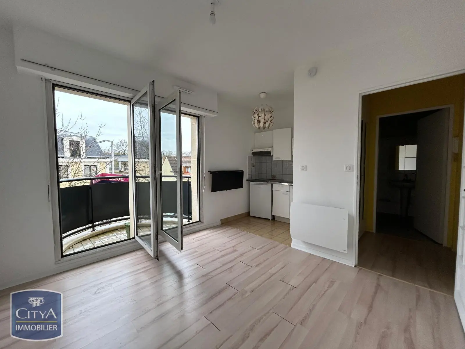 Photo 1 Appartement 1 pièce 18.48m²