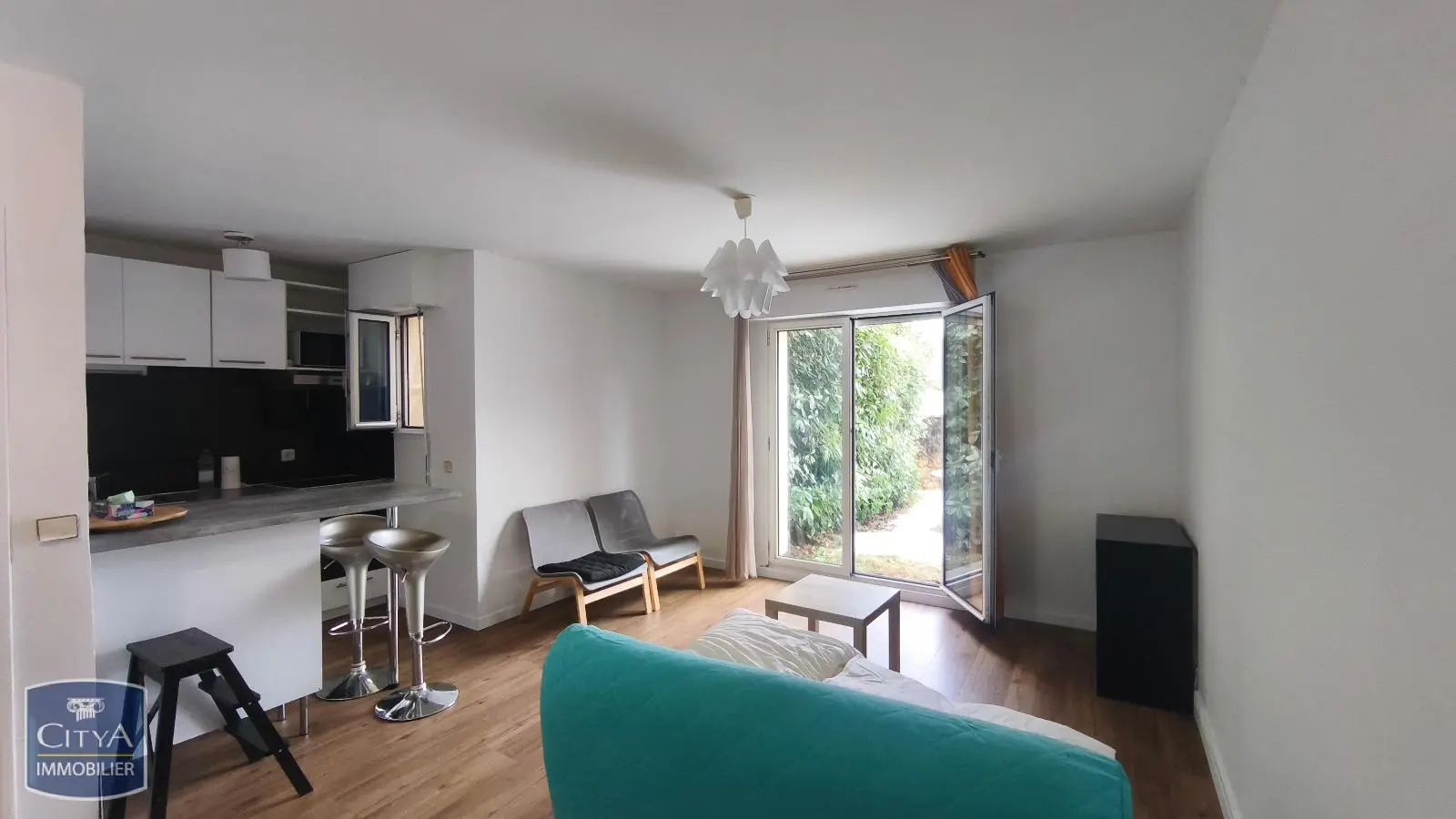 Photo 1 Appartement 1 pièce 27.87m²