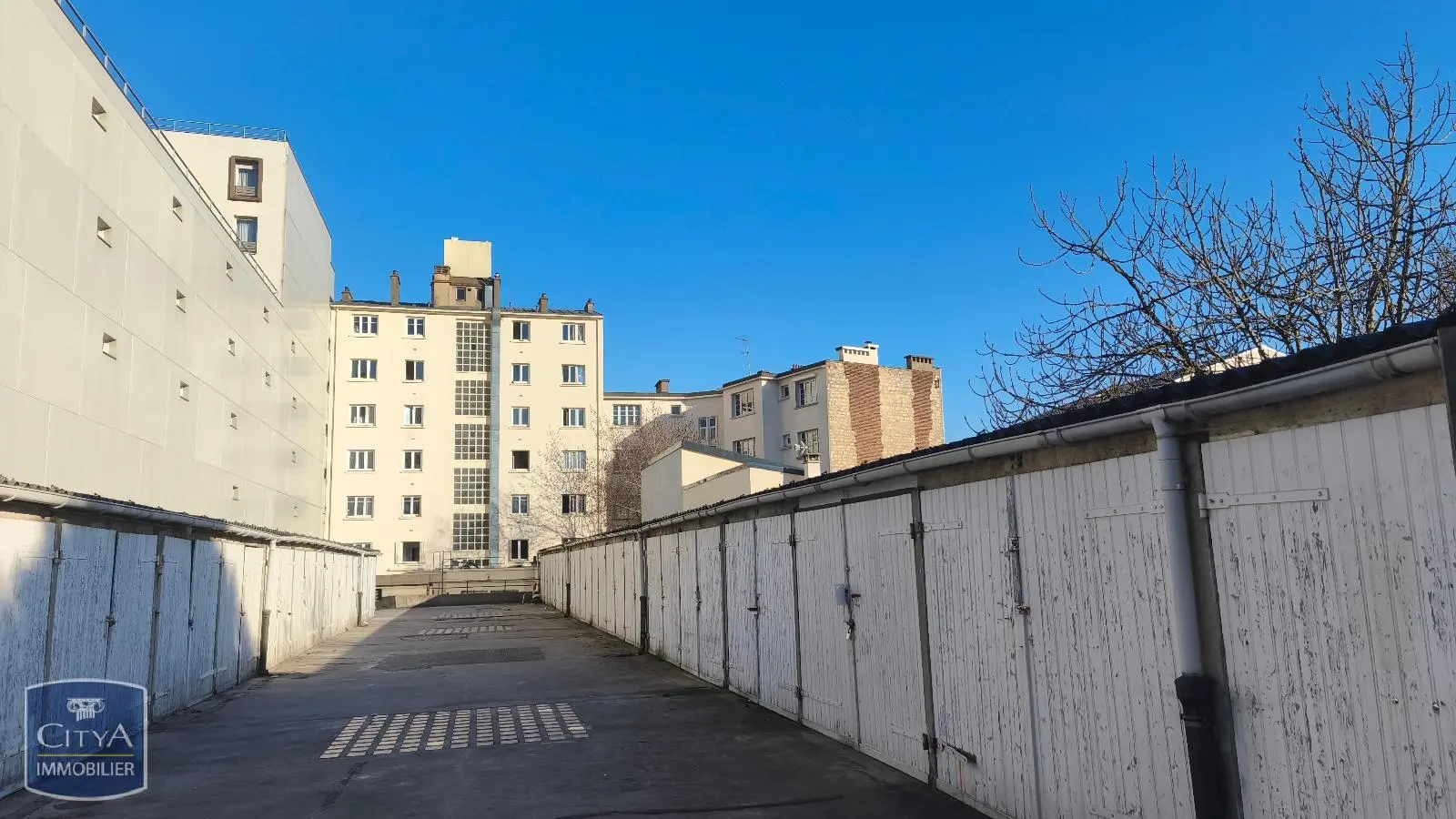 Photo 1 Parking 13m²