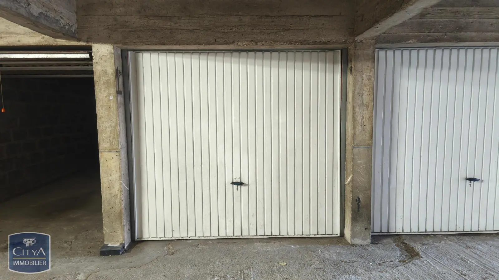 Photo 1 Parking 12.64m²