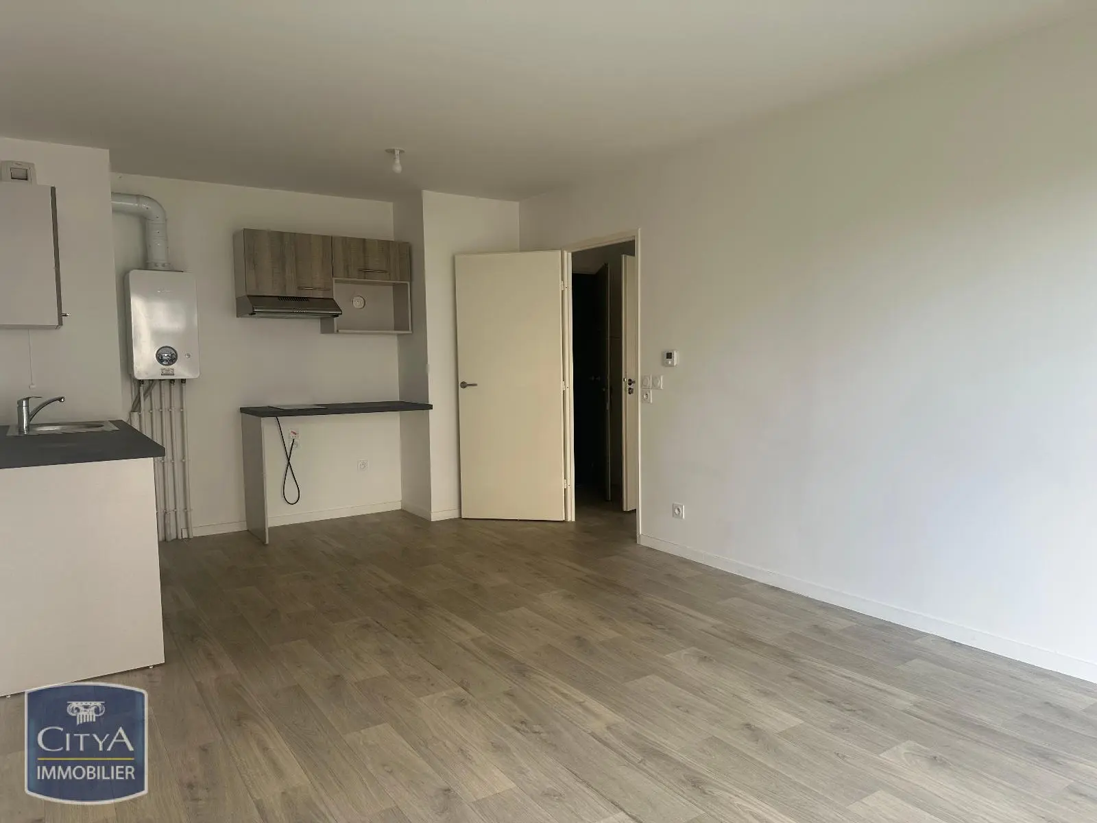Le Blanc-Mesnil (93150) Appartement 2 pièces 41.44m² photo 2