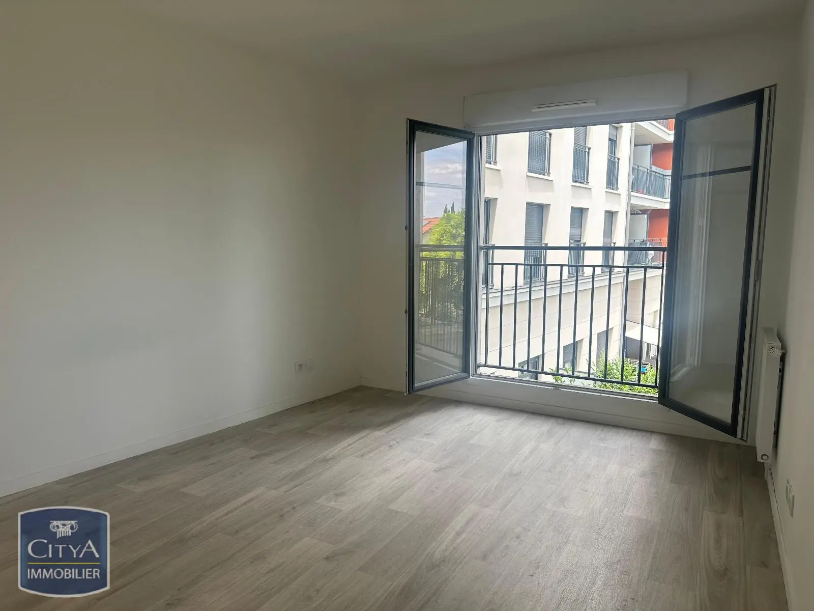 Le Blanc-Mesnil (93150) Appartement 2 pièces 41.44m² photo 3