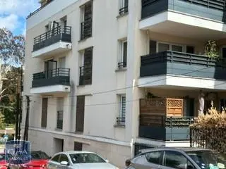 Photo 1 Parking