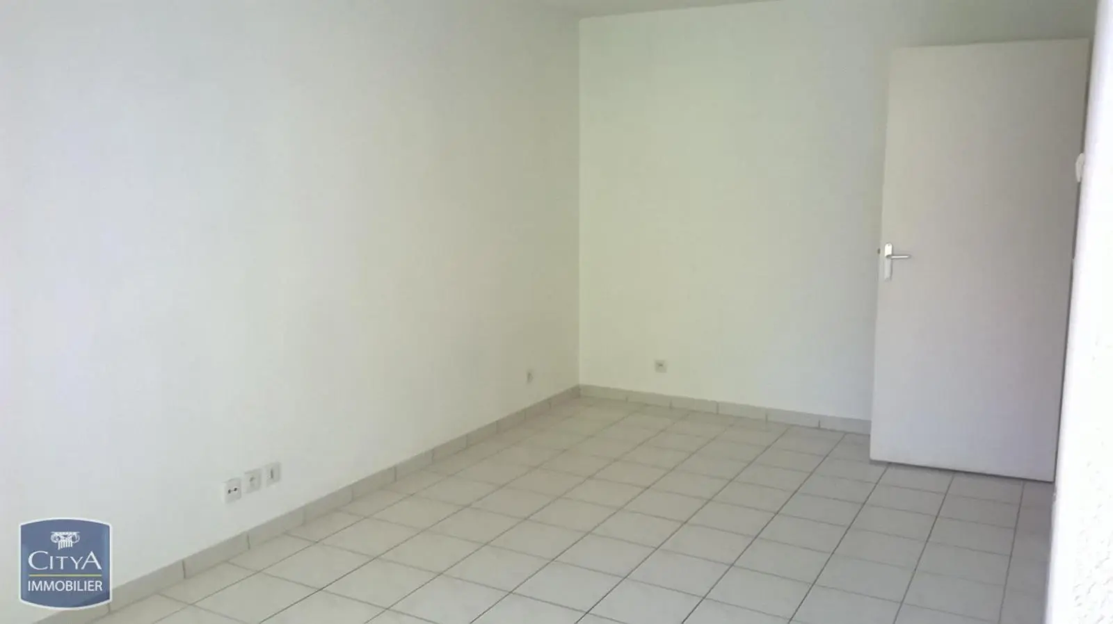 Photo 3 Appartement 1 pièce 24.95m²