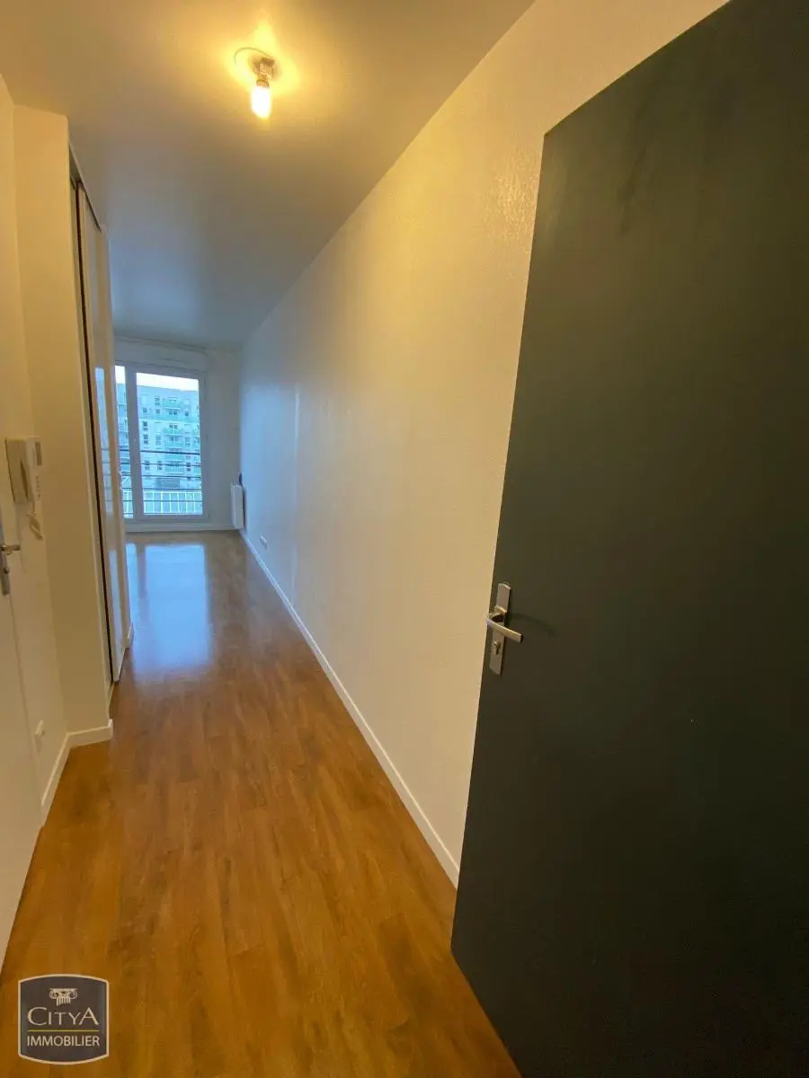 Photo 4 Appartement 1 pièce 22.8m²