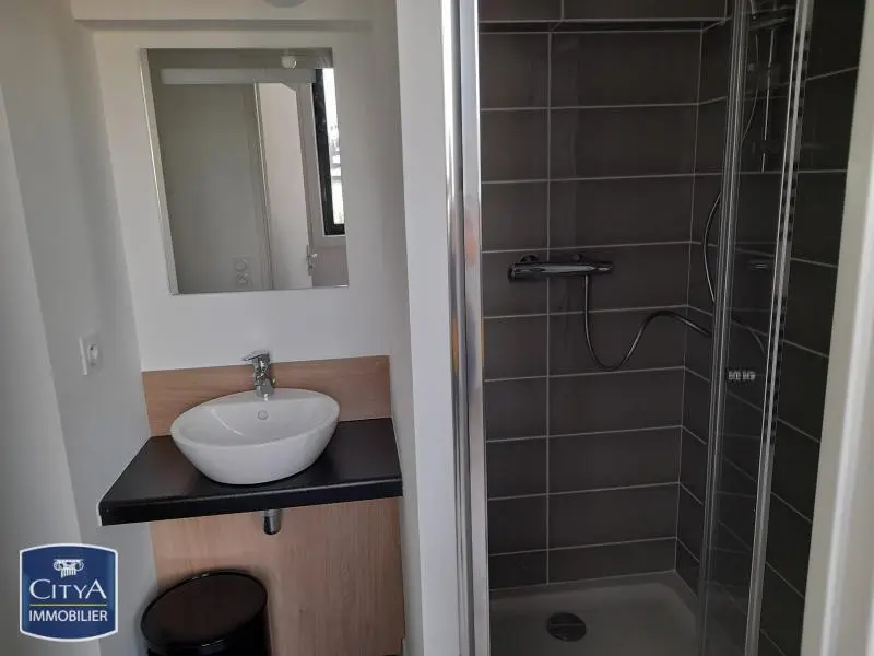 Photo 2 Appartement 1 pièce 21.26m²