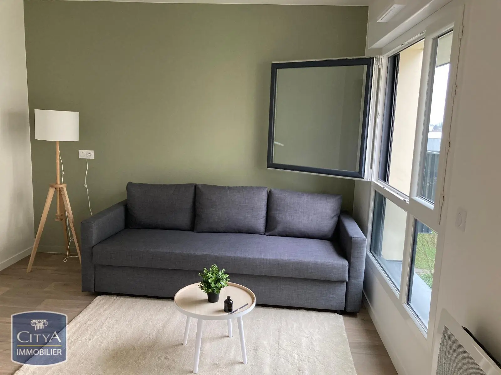 Photo 2 Appartement 1 pièce 29.21m²