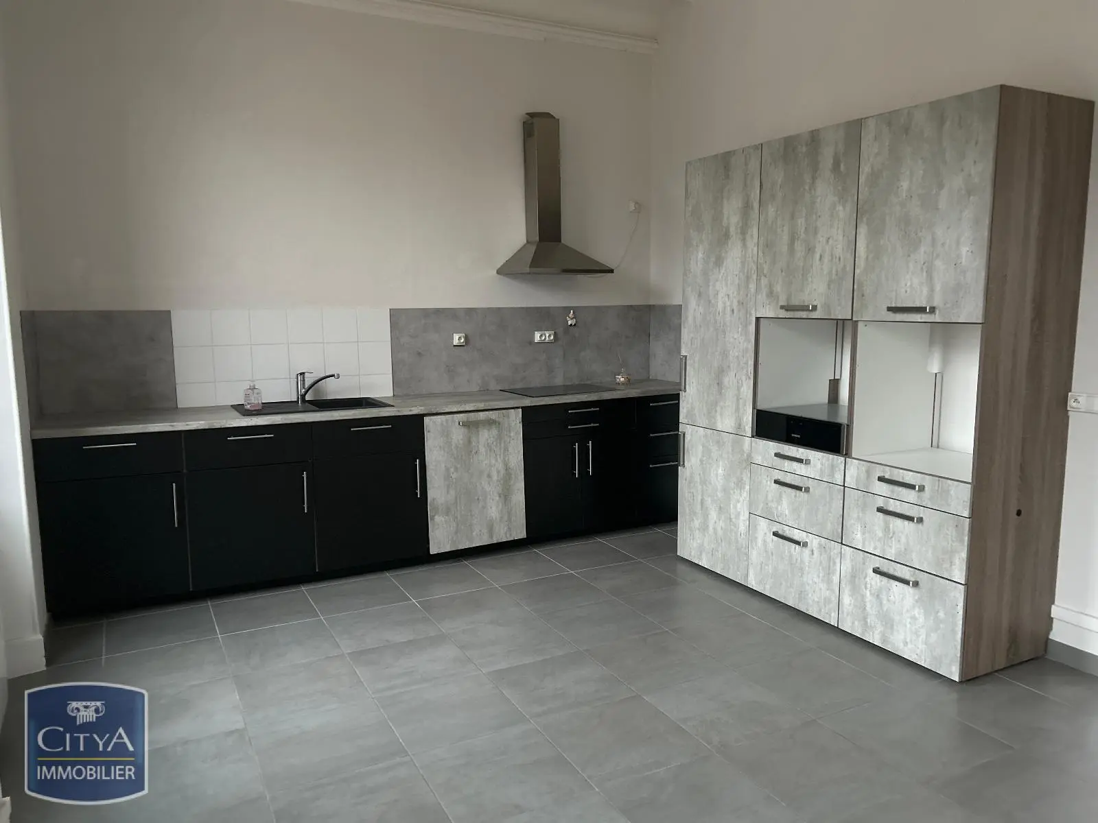 Photo 1 Appartement 6 pièces 162.6m²