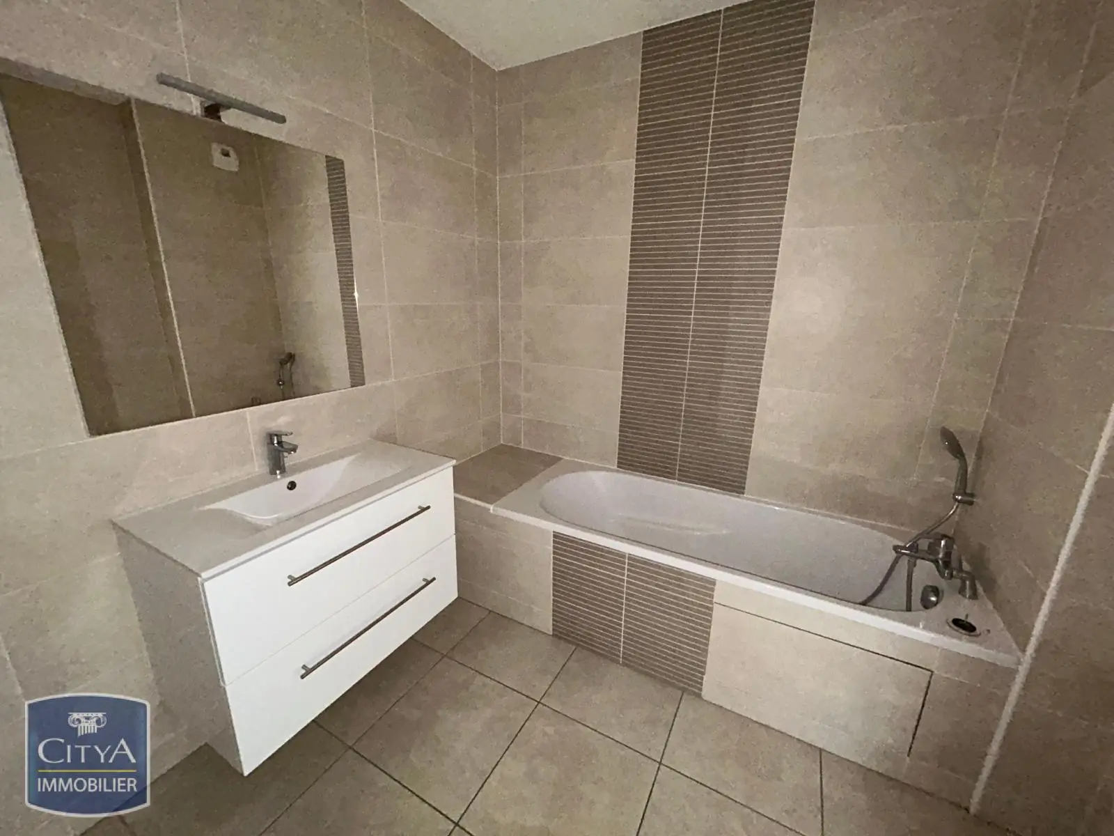 Photo 10 Appartement 3 pièces 64m²