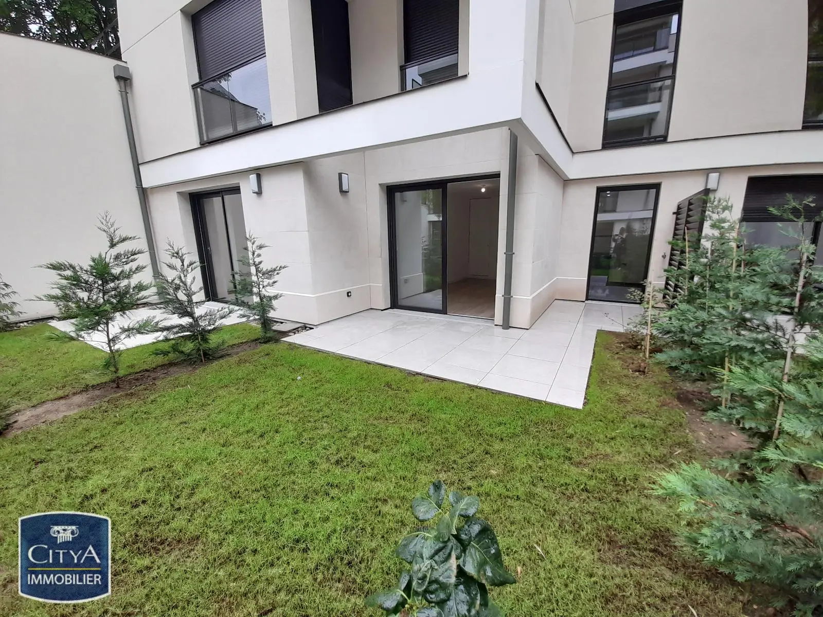 Photo 1 Appartement 1 pièce 30.1m²