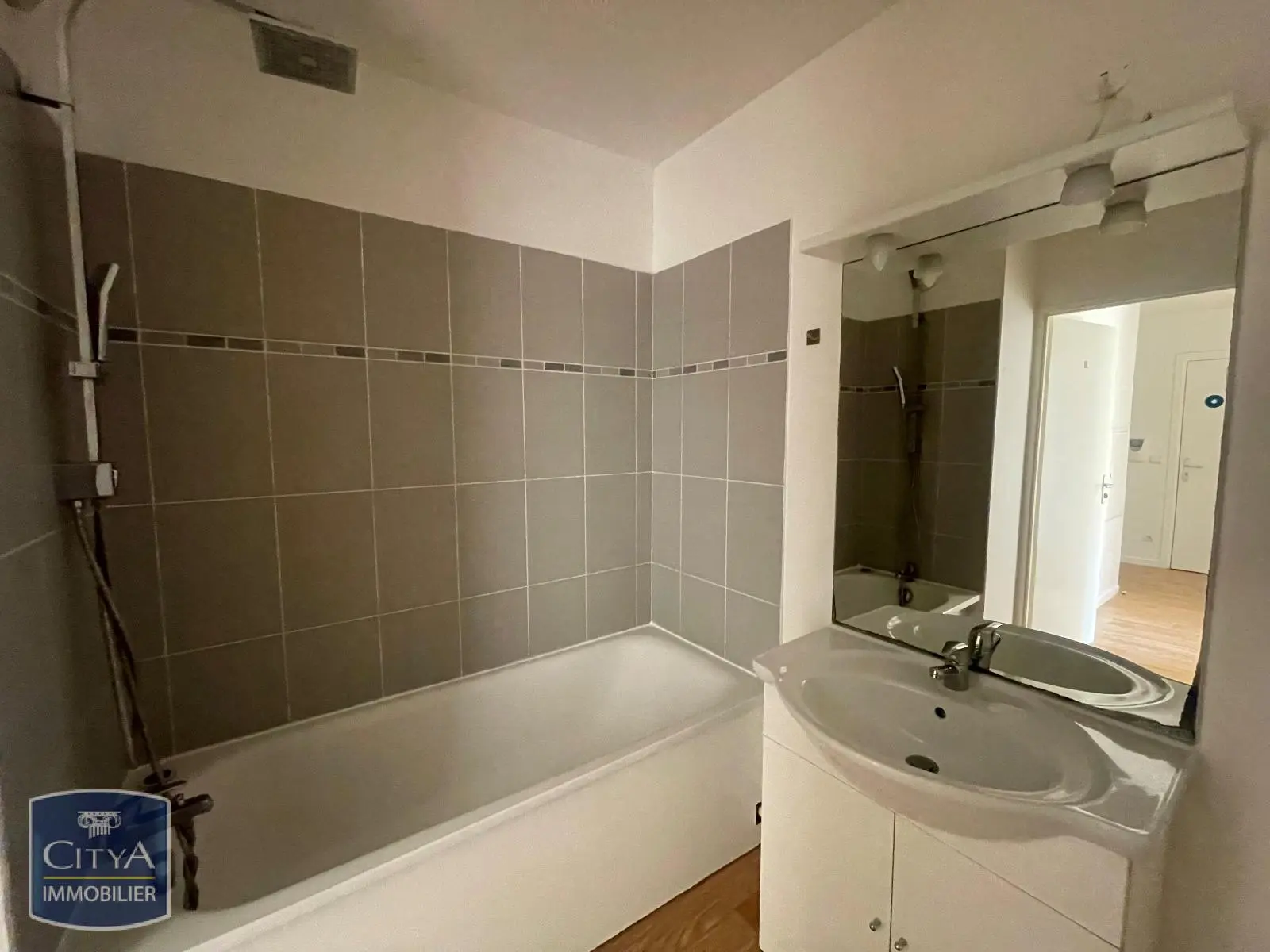 Photo 2 Appartement 3 pièces 59.86m²