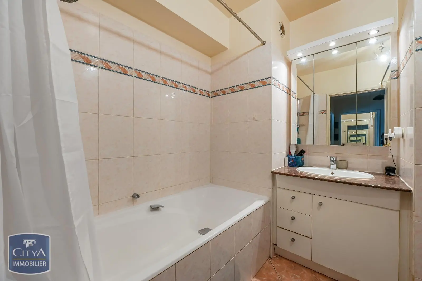 Photo 11 Appartement 1 pièce 30.5m²