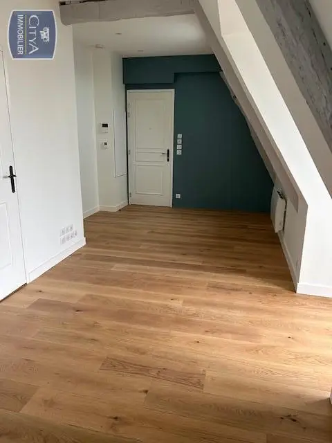 Photo 1 Appartement 1 pièce 26.13m²
