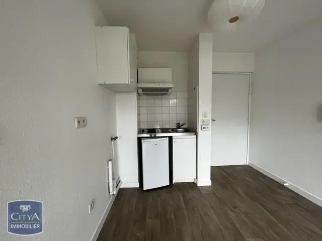 Photo 2 Appartement 1 pièce 21.92m²