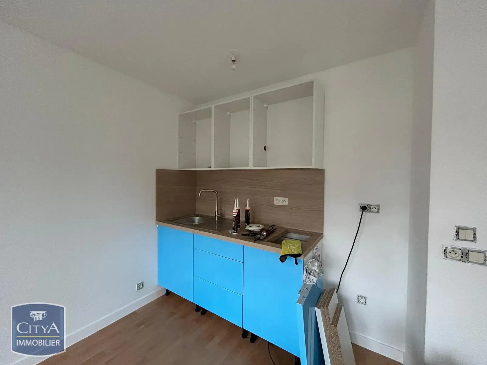 Photo 1 Appartement 1 pièce 23.27m²