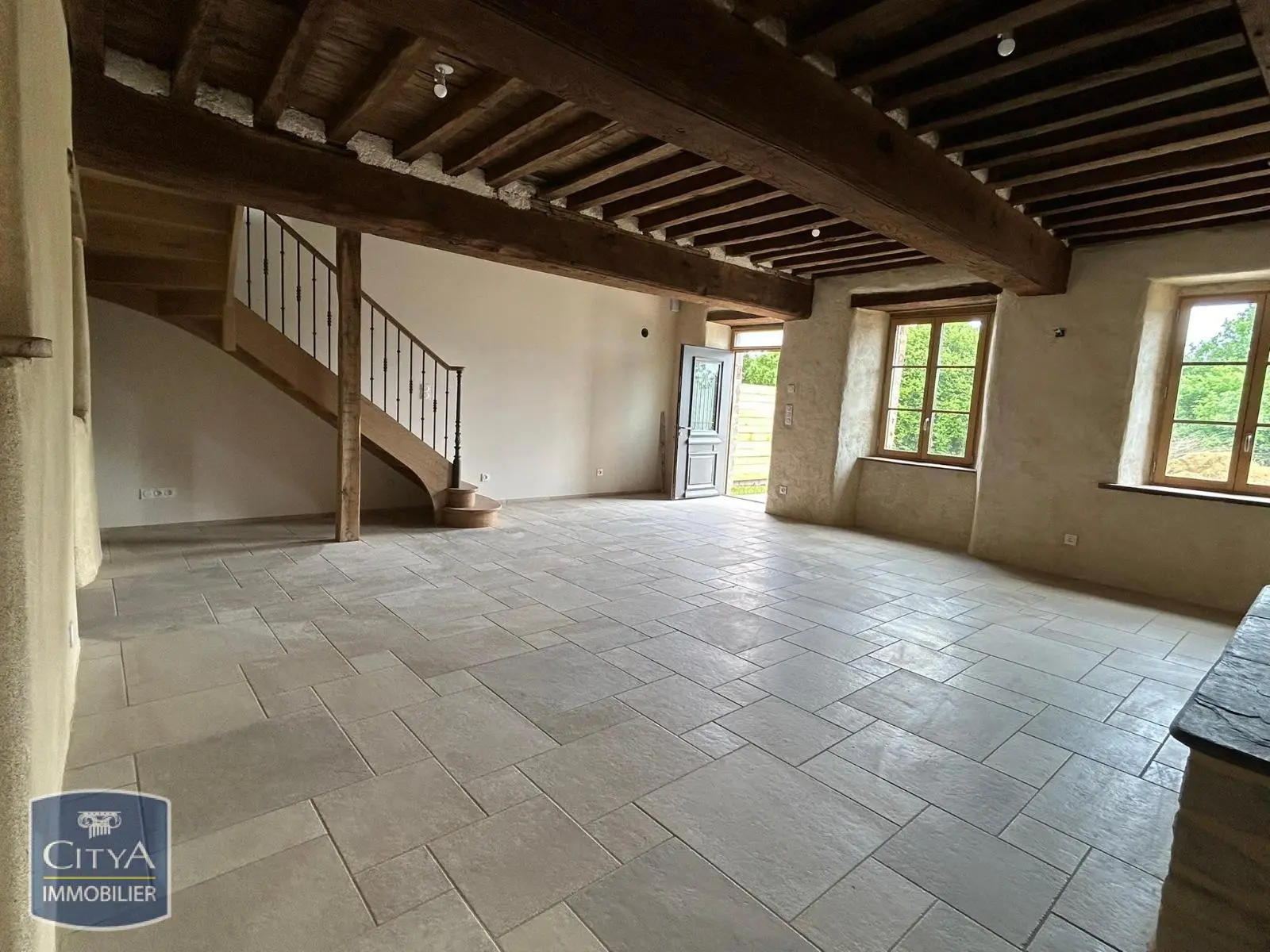 Photo 1 Appartement 5 pièces 140m²
