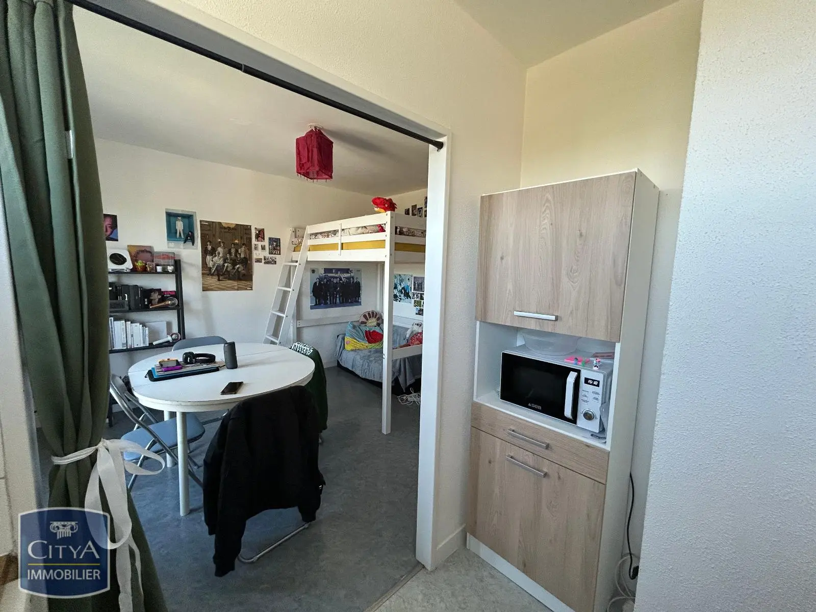 Photo 2 Appartement 1 pièce 23.61m²