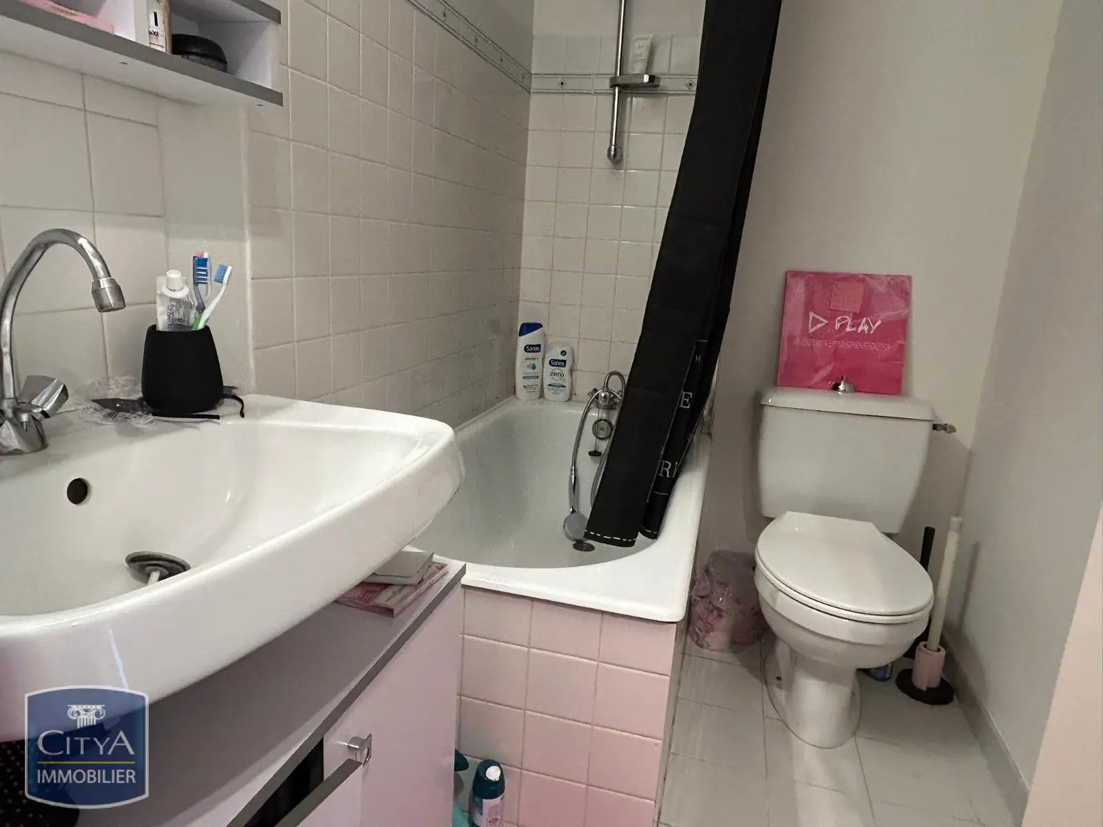 Photo 2 Appartement 1 pièce 23m²