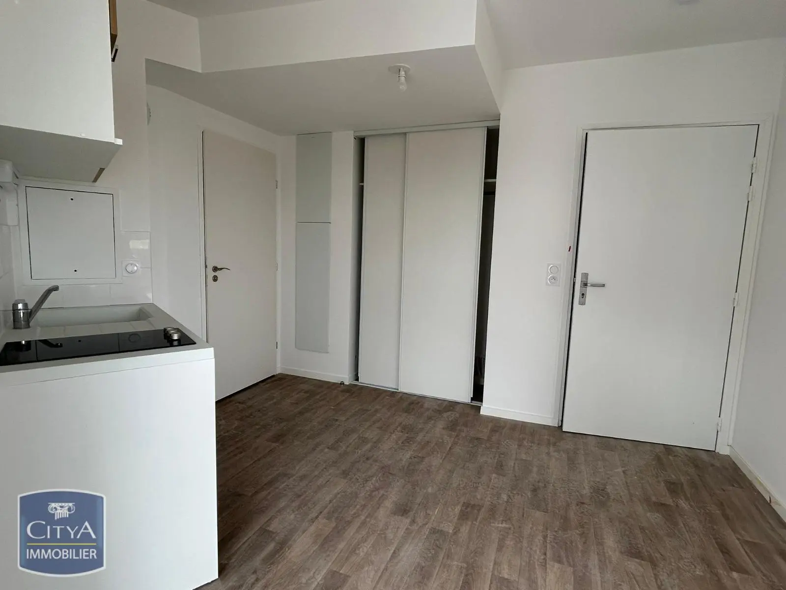 Photo 6 Appartement 1 pièce 22.69m²