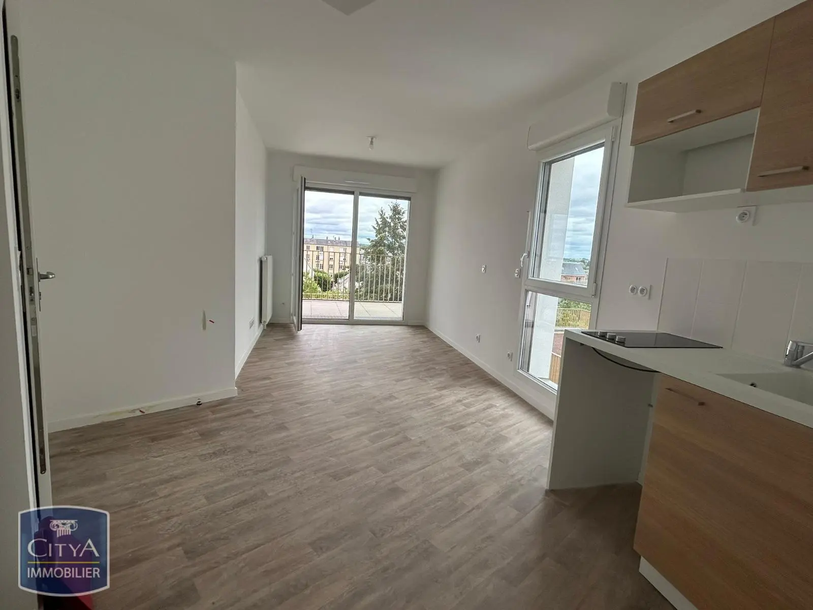 Photo 2 Appartement 1 pièce 22.69m²