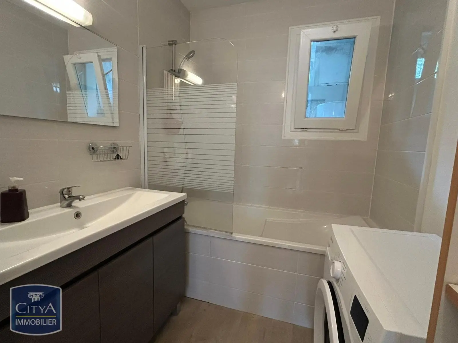 Photo 10 Appartement 5 pièces 82m²