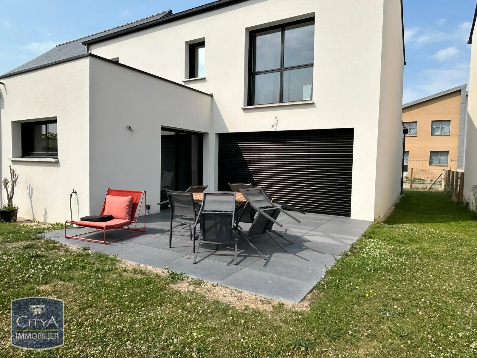 Photo 1 Maison 6 pièces 126m²