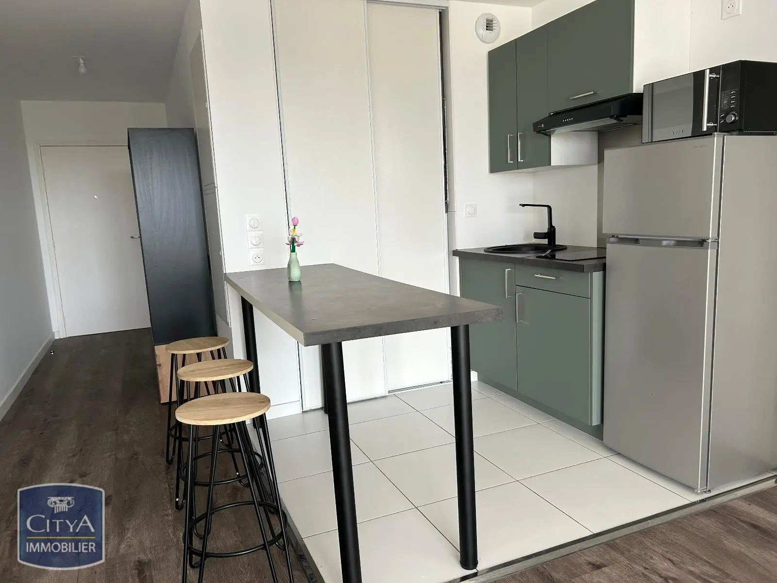 Photo 1 Appartement 2 pièces 38.48m²