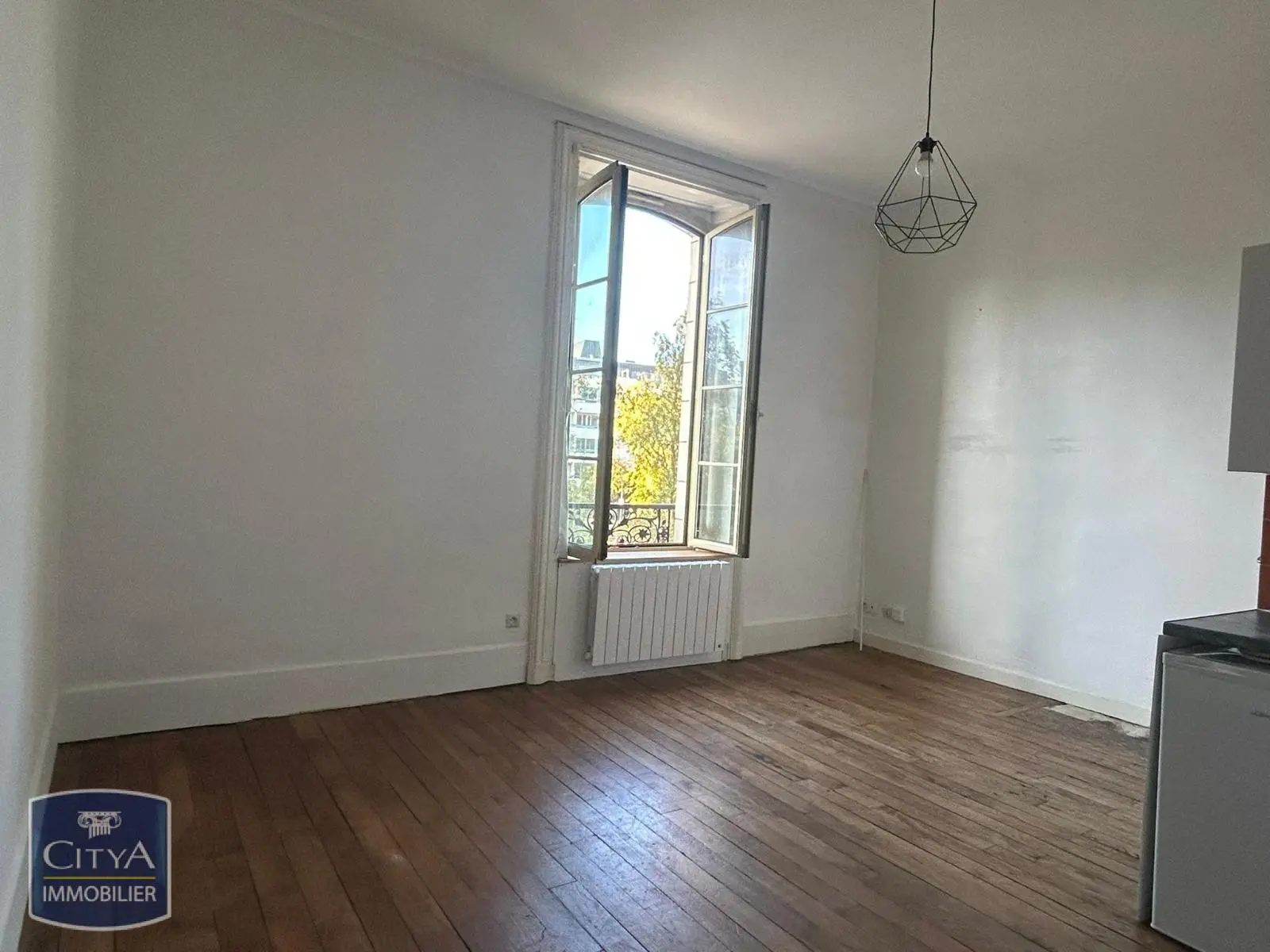 Photo 2 Appartement 1 pièce 21m²