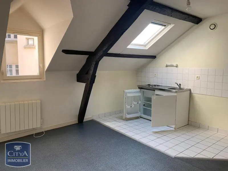 Photo 2 Appartement 1 pièce 22.84m²