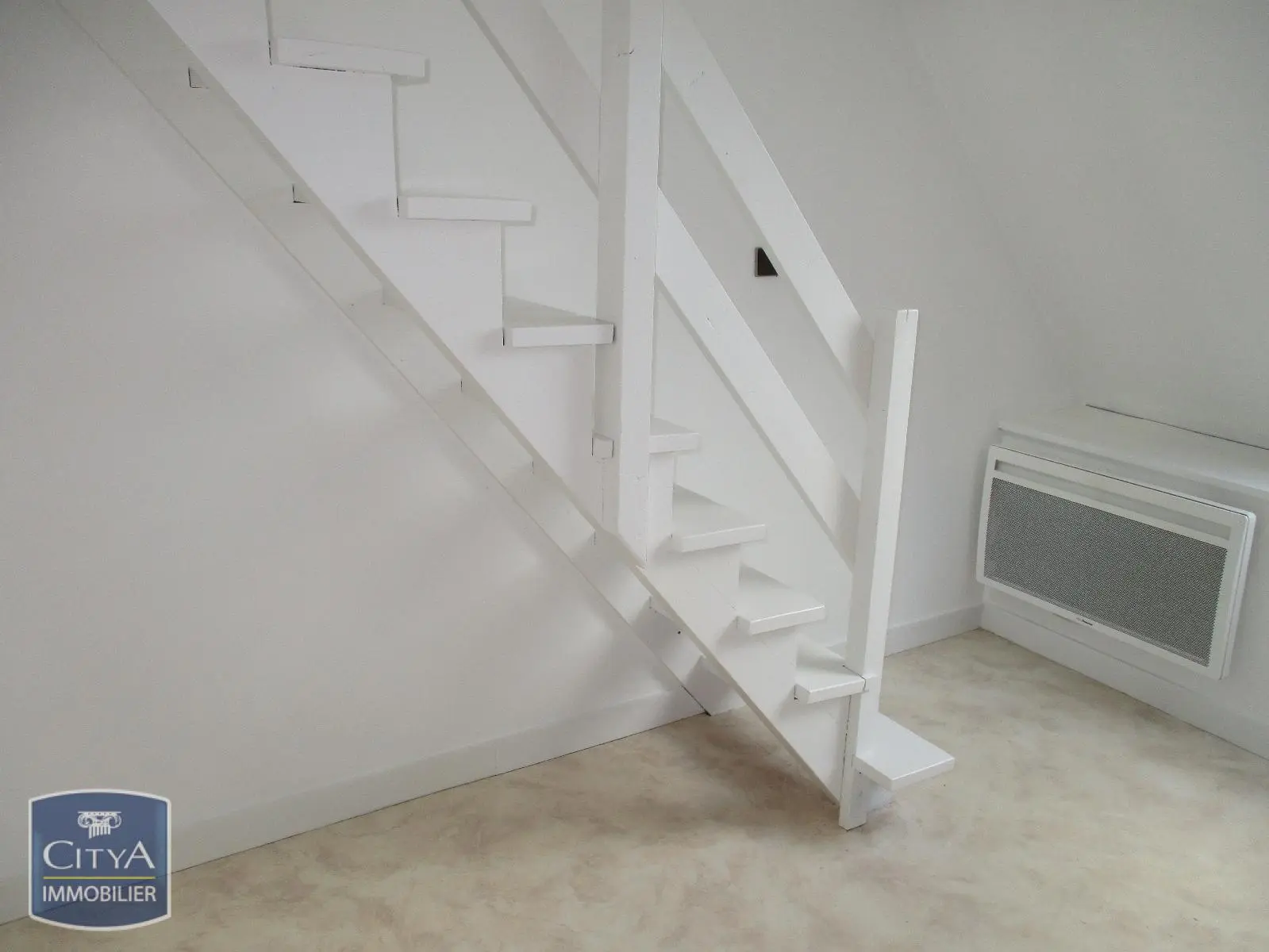 Photo 2 Appartement 1 pièce 17.85m²