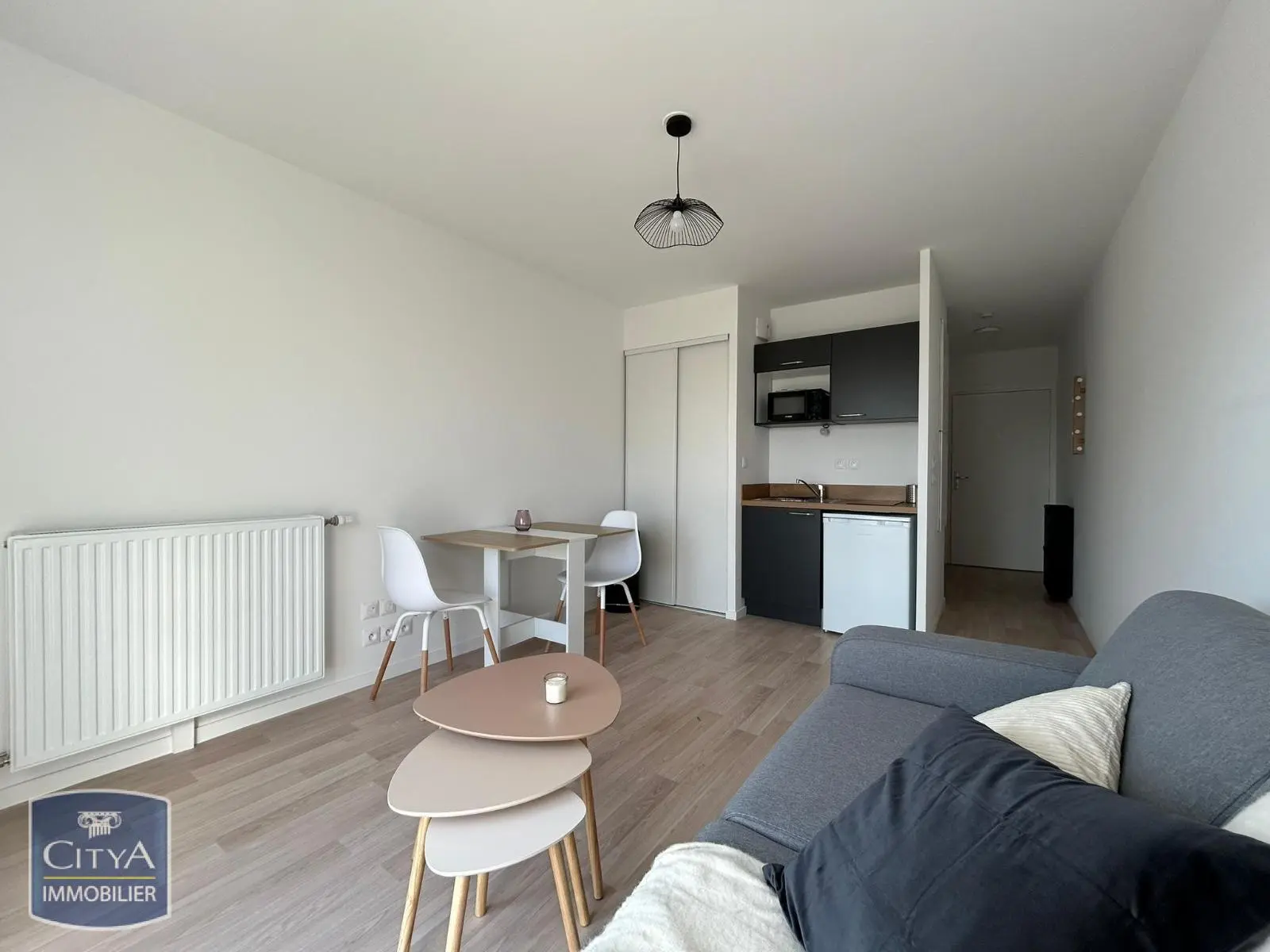 Photo 2 Appartement 1 pièce 23.62m²