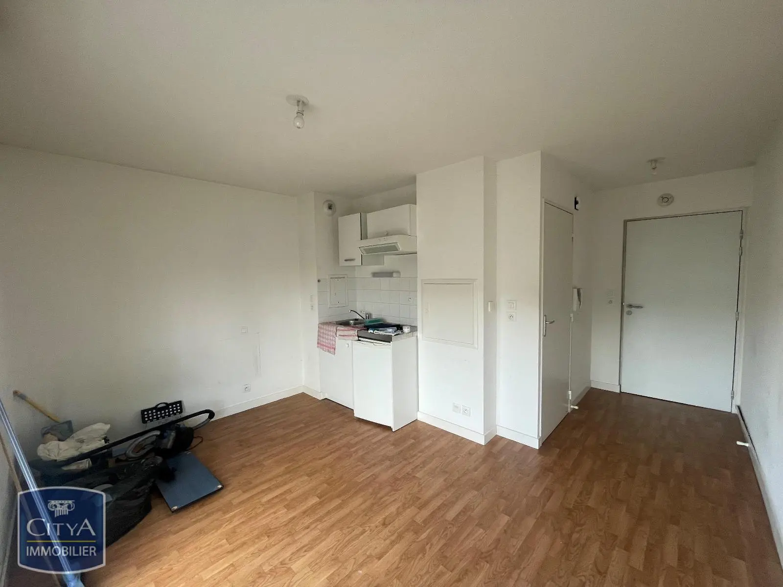 Photo 1 Appartement 1 pièce 19.18m²