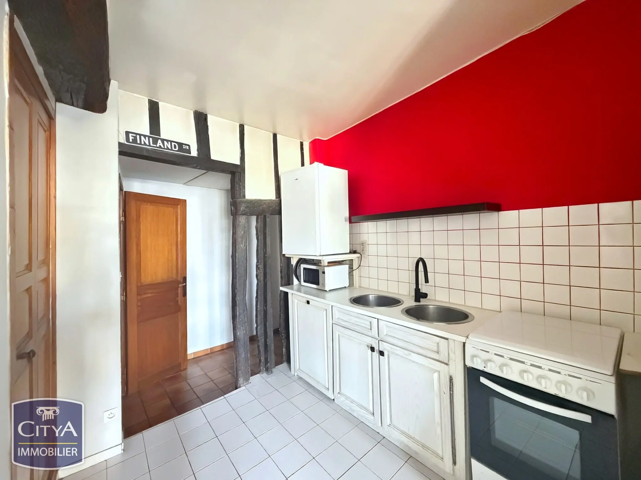 Photo 1 Appartement 1 pièce 31.67m²