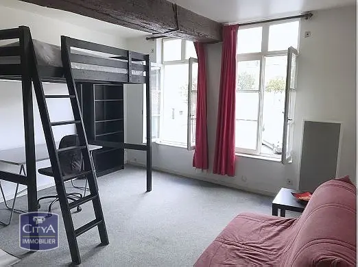 Photo 1 Appartement 1 pièce 31.67m²