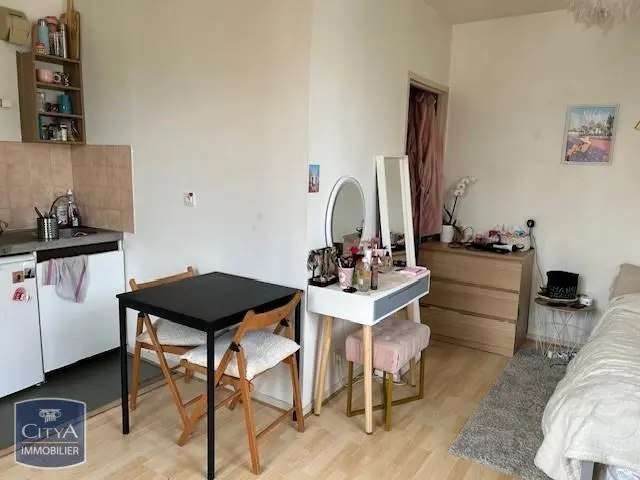 Photo 2 Appartement 1 pièce 23.03m²