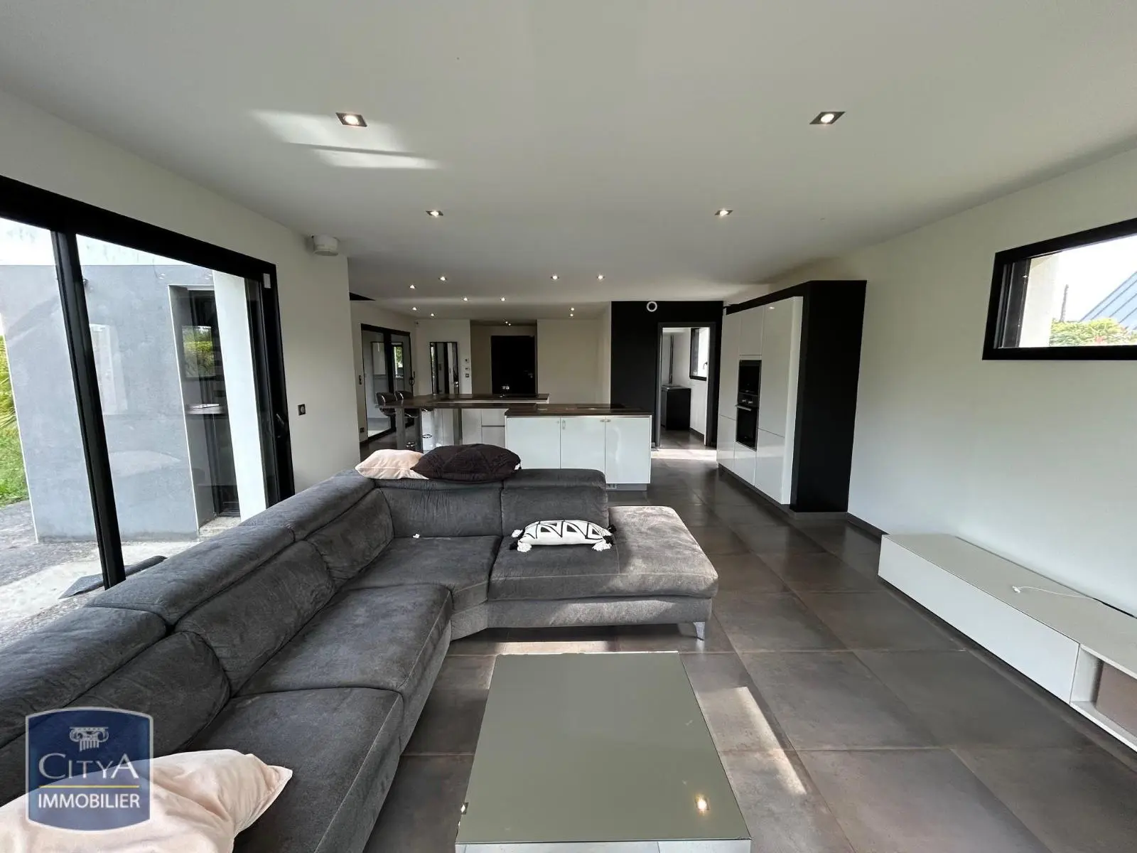 Photo 0 maison Bruz