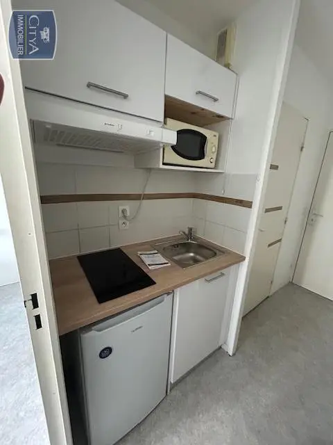 Photo 1 Appartement 1 pièce 20.38m²