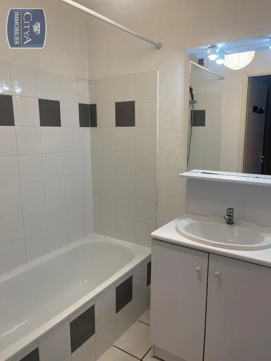 Photo 2 Appartement 2 pièces 45.56m²