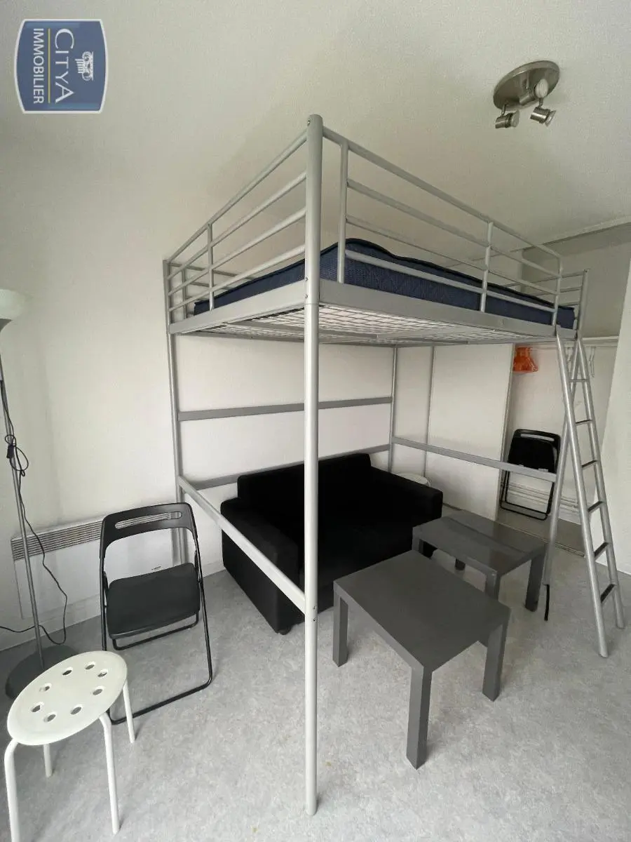 Photo 2 Appartement 1 pièce 20.38m²