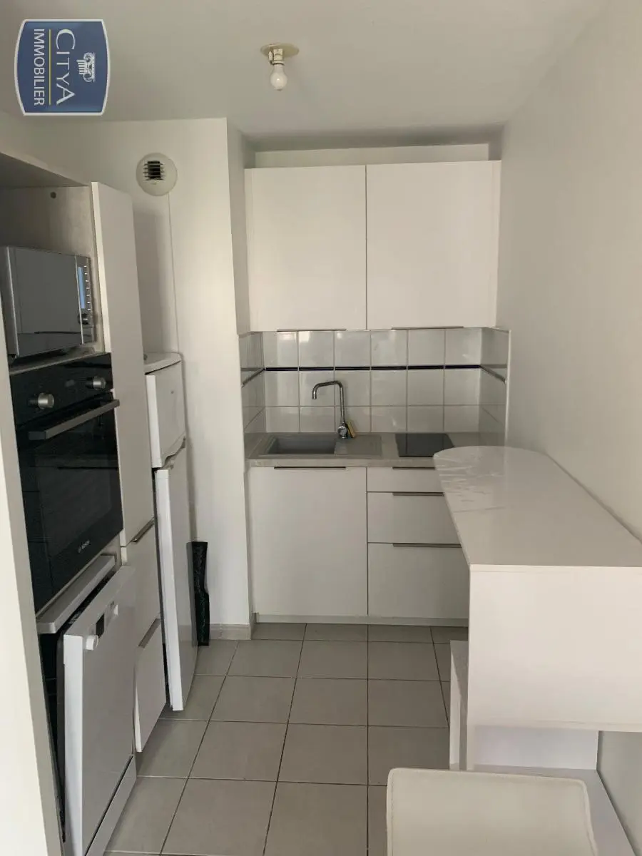 Photo 2 Appartement 1 pièce 33.25m²