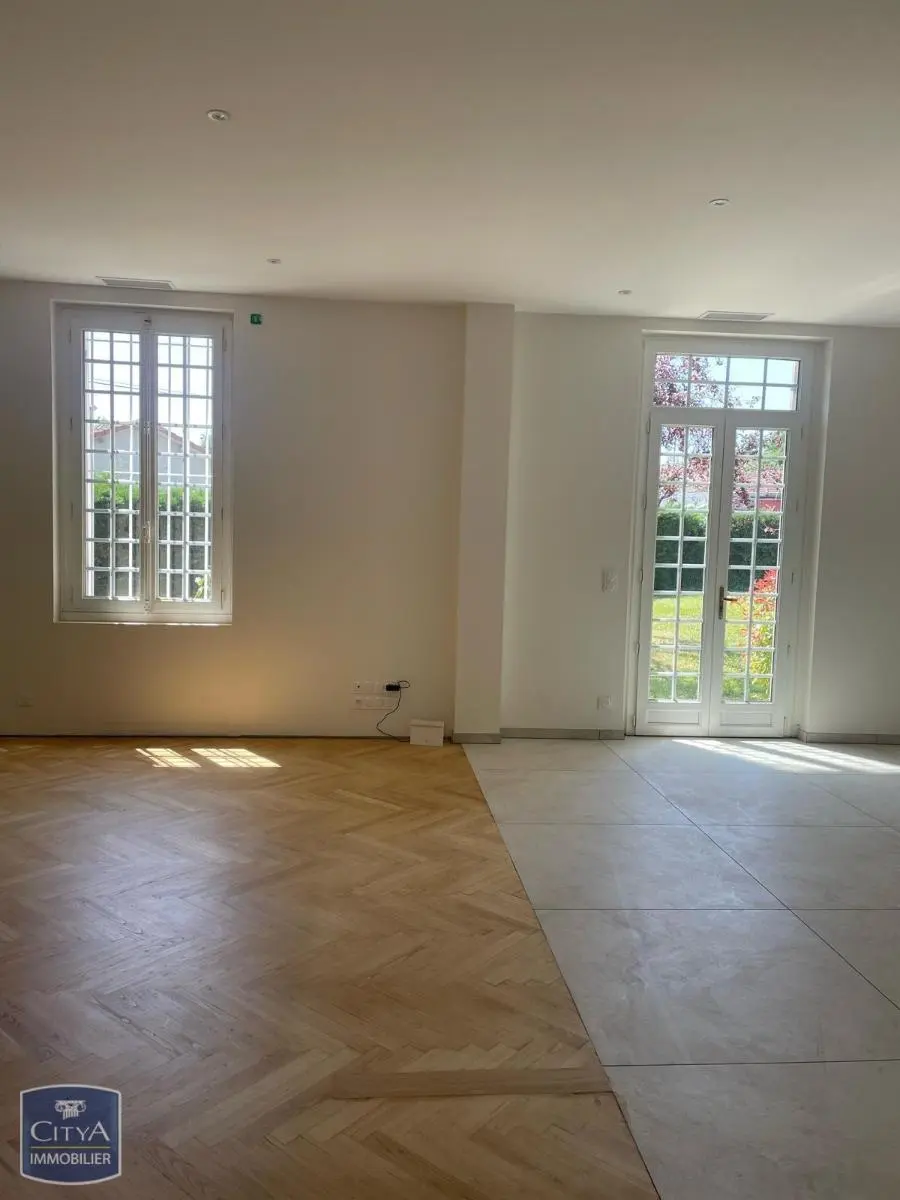 Photo 2 Maison 6 pièces 146.29m²