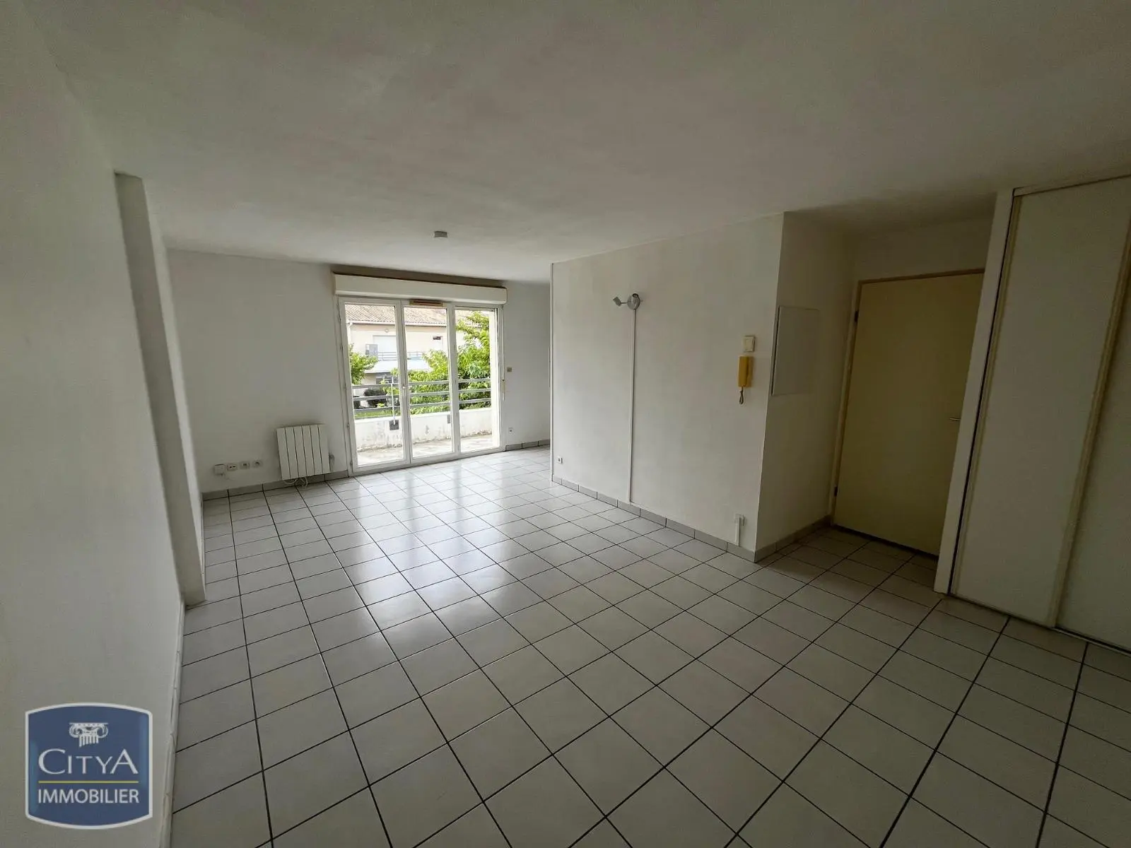 Photo 1 Appartement 2 pièces 48.24m²