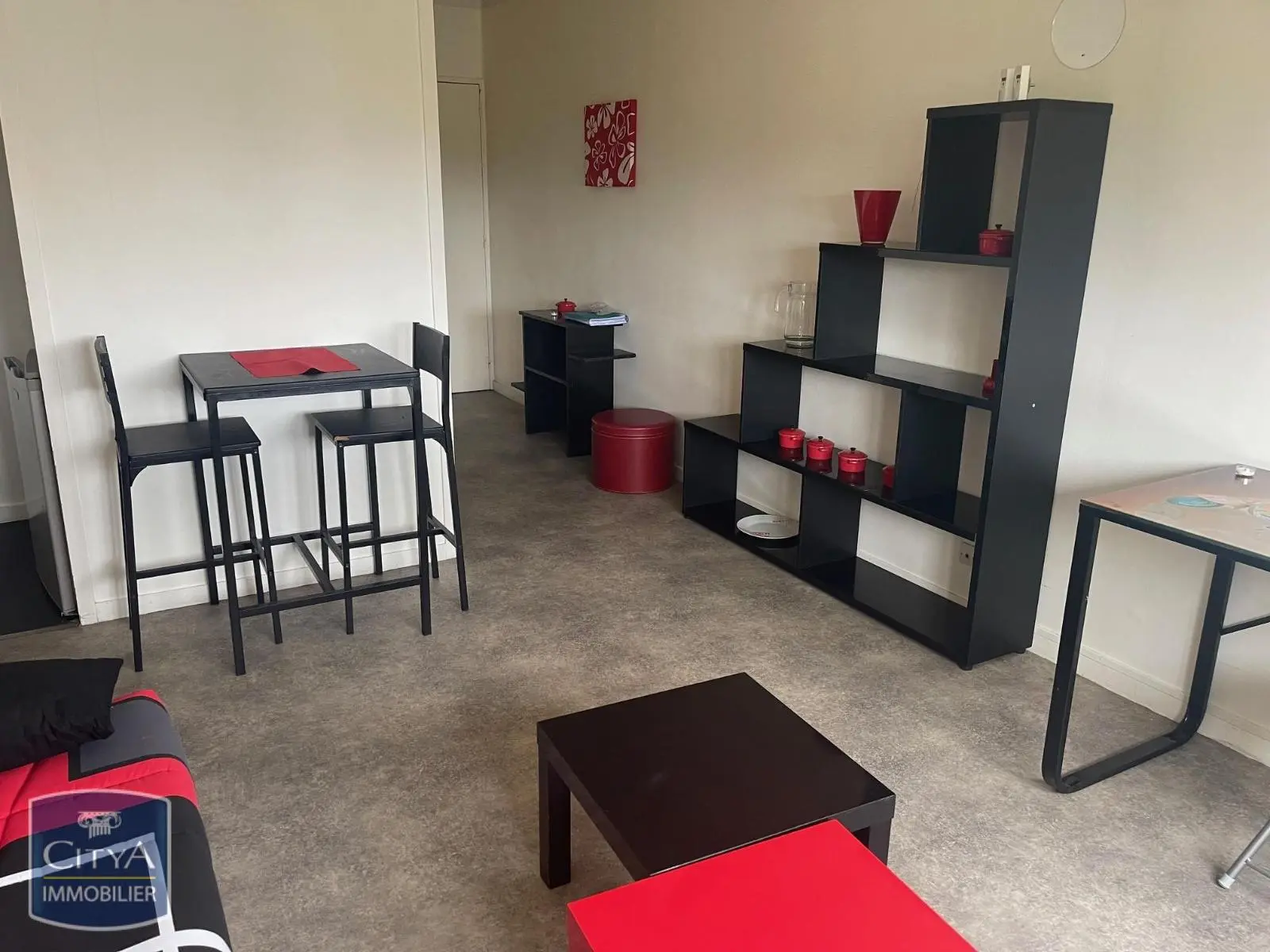 Photo 2 Appartement 1 pièce 23.57m²