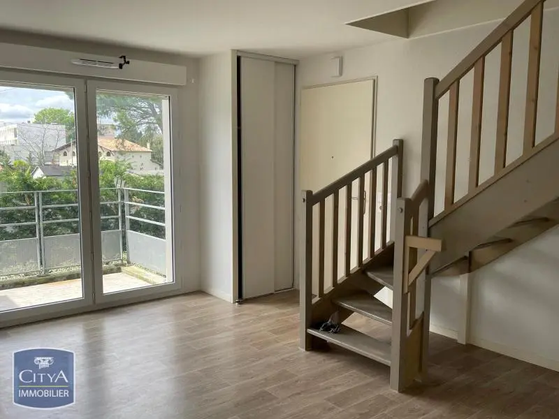 Photo 2 Appartement 3 pièces 63.99m²