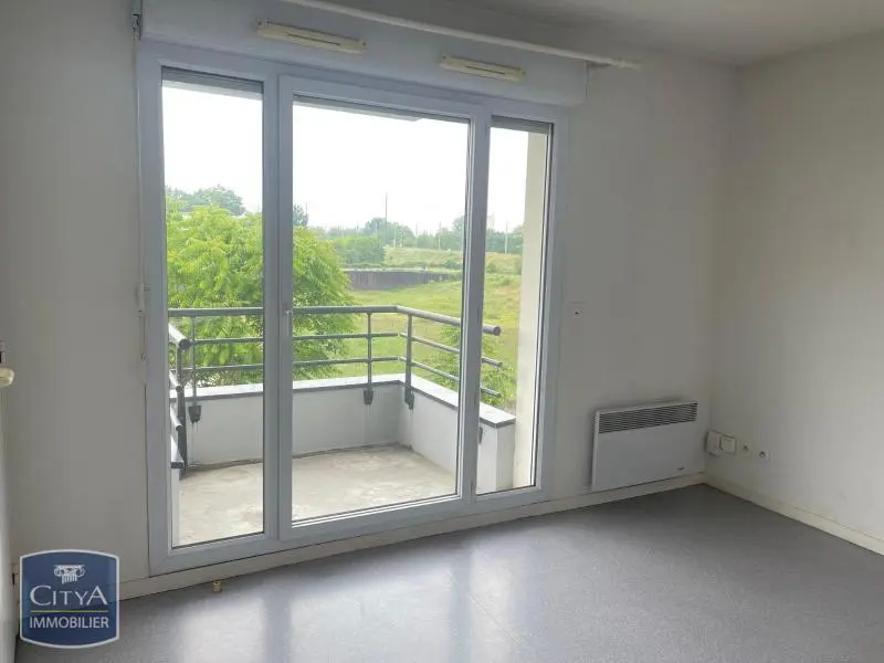 Photo 1 Appartement 1 pièce 20.28m²