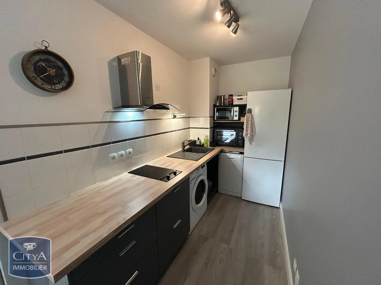 Photo 2 Appartement 1 pièce 37.37m²