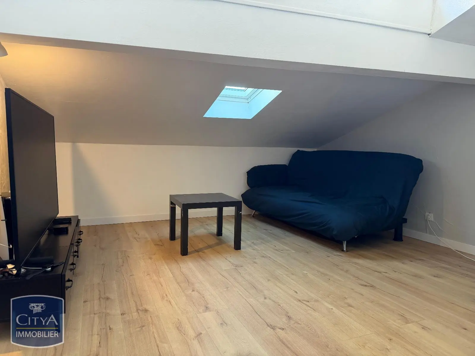 Photo 1 Appartement 1 pièce 14.83m²